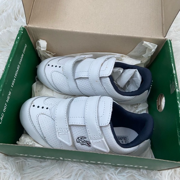 New Lacoste white Unisex shoes size 9 - Picture 2 of 4